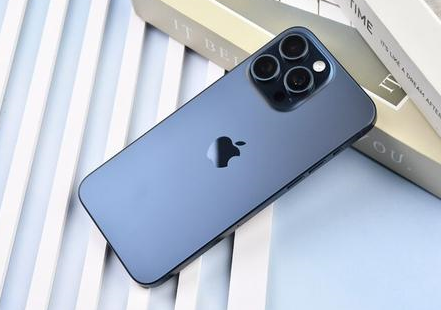 河东苹果维修点分享iPhone 15 Pro Max屏幕更换全新实操风险 